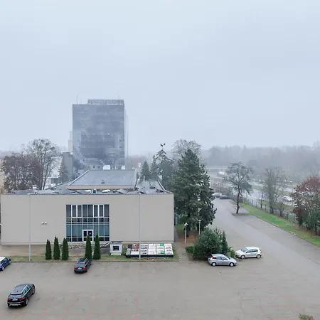 Lumina With Parking Near Atlas Arena Lejlighed *