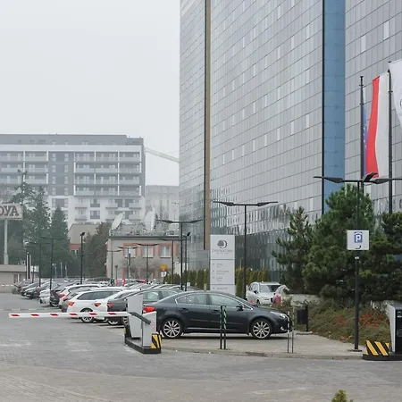 Lumina With Parking Near Atlas Arena Łódź