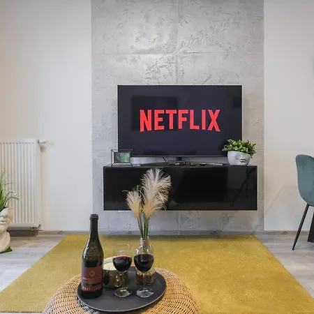 Apartment Lumina With Parking Near Atlas Arena Lodz (Lodz)