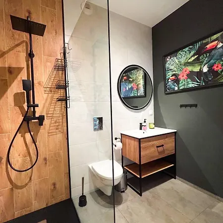 Apartament Lumina With Parking Near Atlas Arena