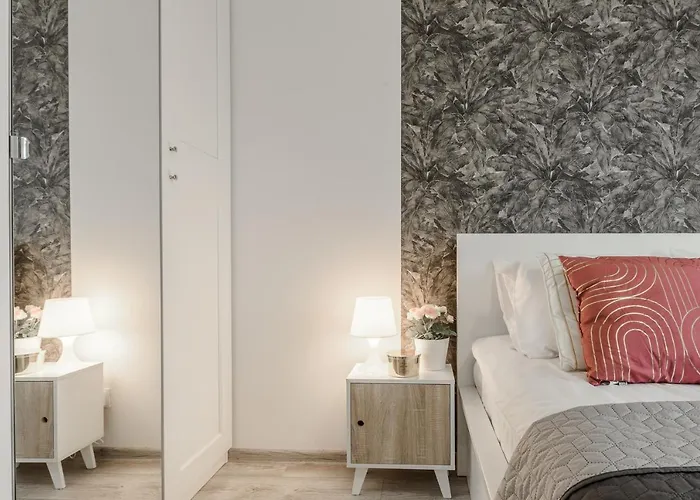 Lumina With Parking Near Atlas Arena